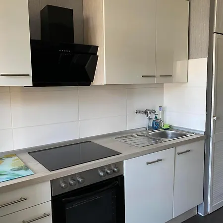 Fewo Am Deich 1 Zentral Mit Stadtblick Und Kontaktloser Check In Bremerhaven Exterior photo