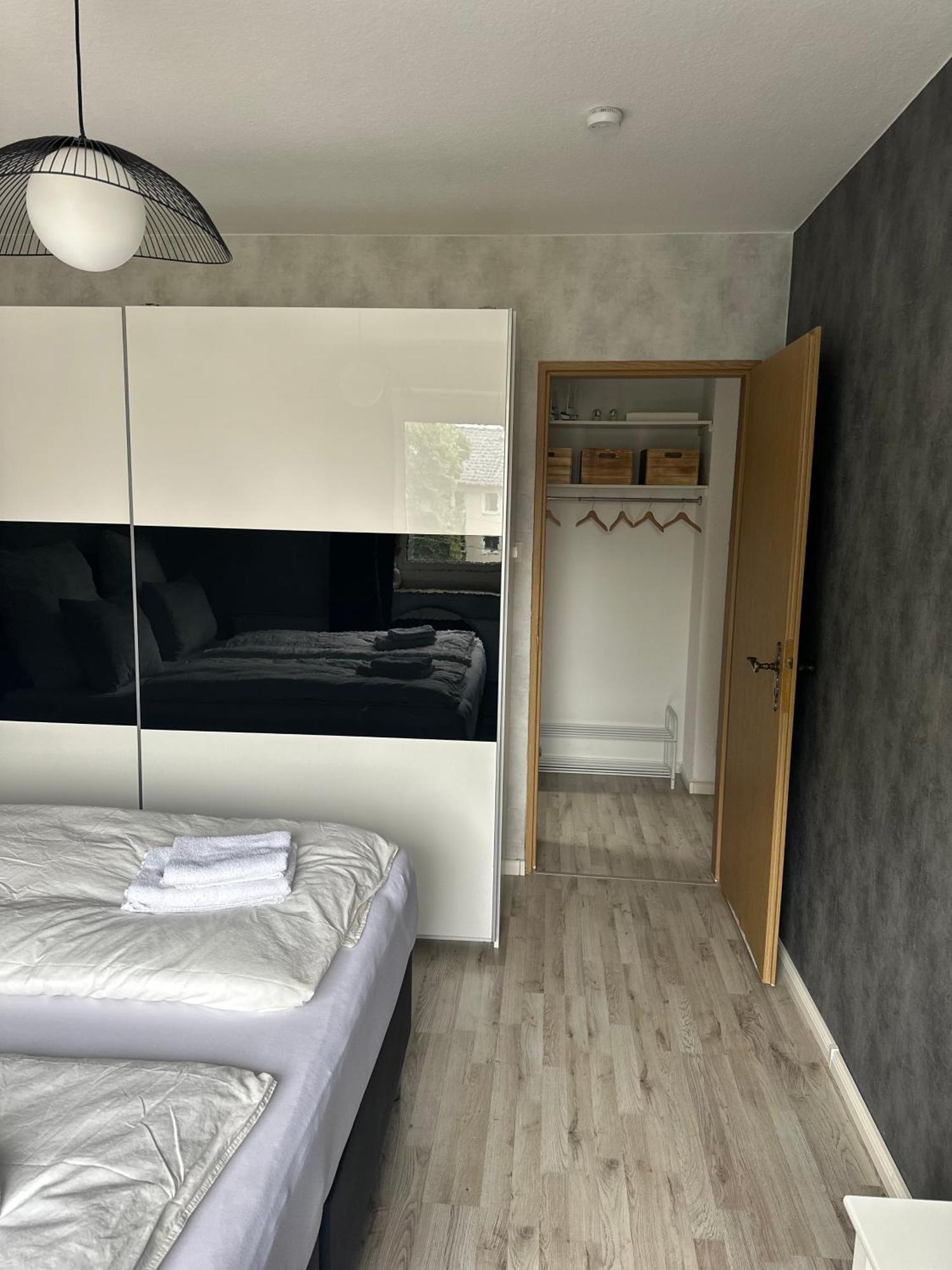 Am Deich 1 Zentral Mit Stadtblick Und Kontaktloser Check In * Bremerhaven