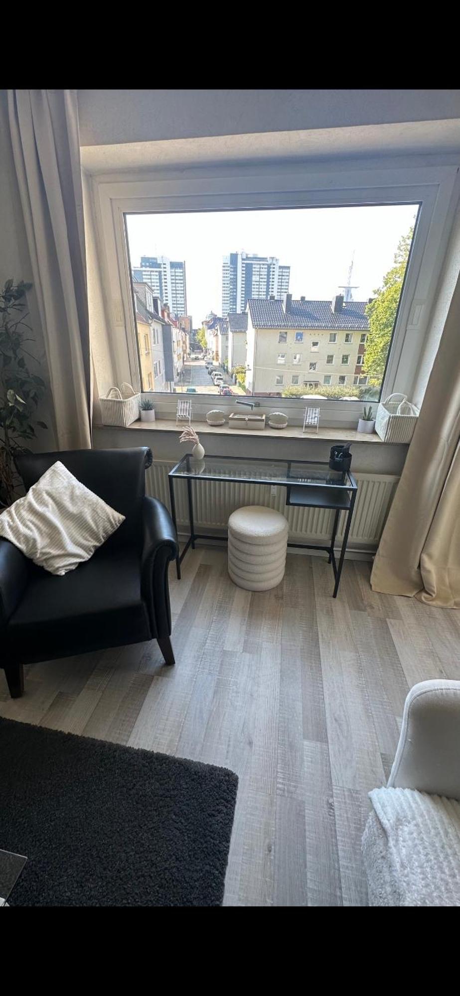 Am Deich 1 Zentral Mit Stadtblick Und Kontaktloser Check In