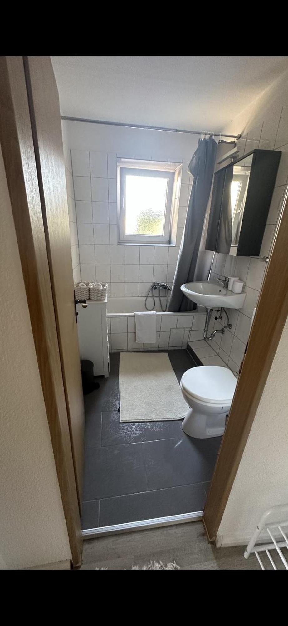 Am Deich 1 Zentral Mit Stadtblick Und Kontaktloser Check In